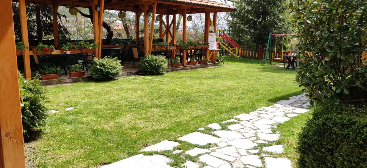 Family Hotel IV Velingrad Exterior photo