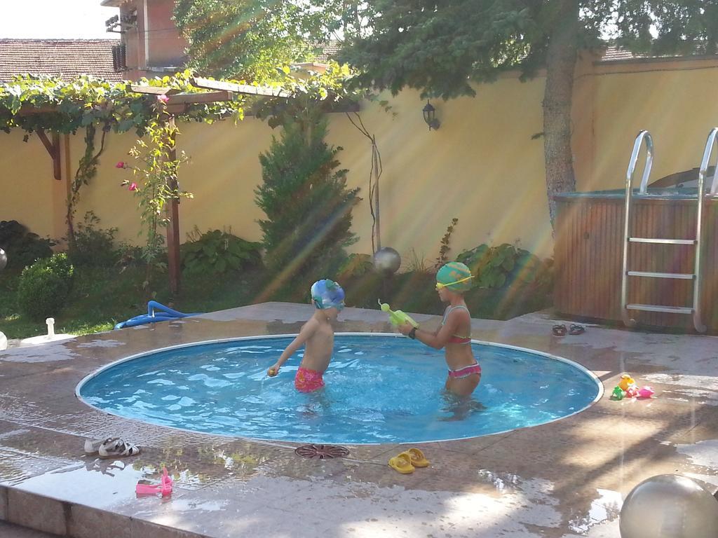 Family Hotel IV Velingrad Exterior photo