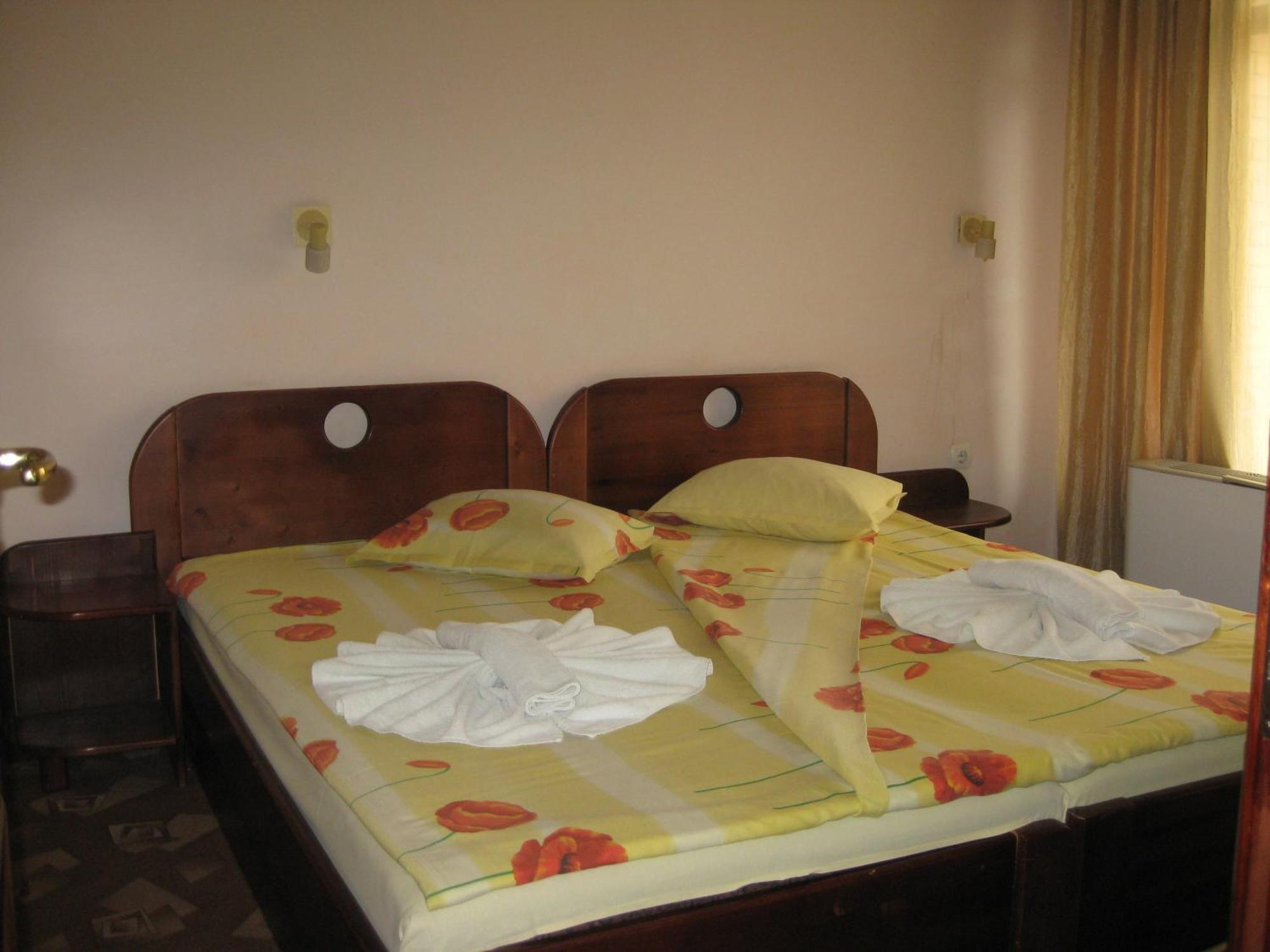 Family Hotel IV Velingrad Room photo