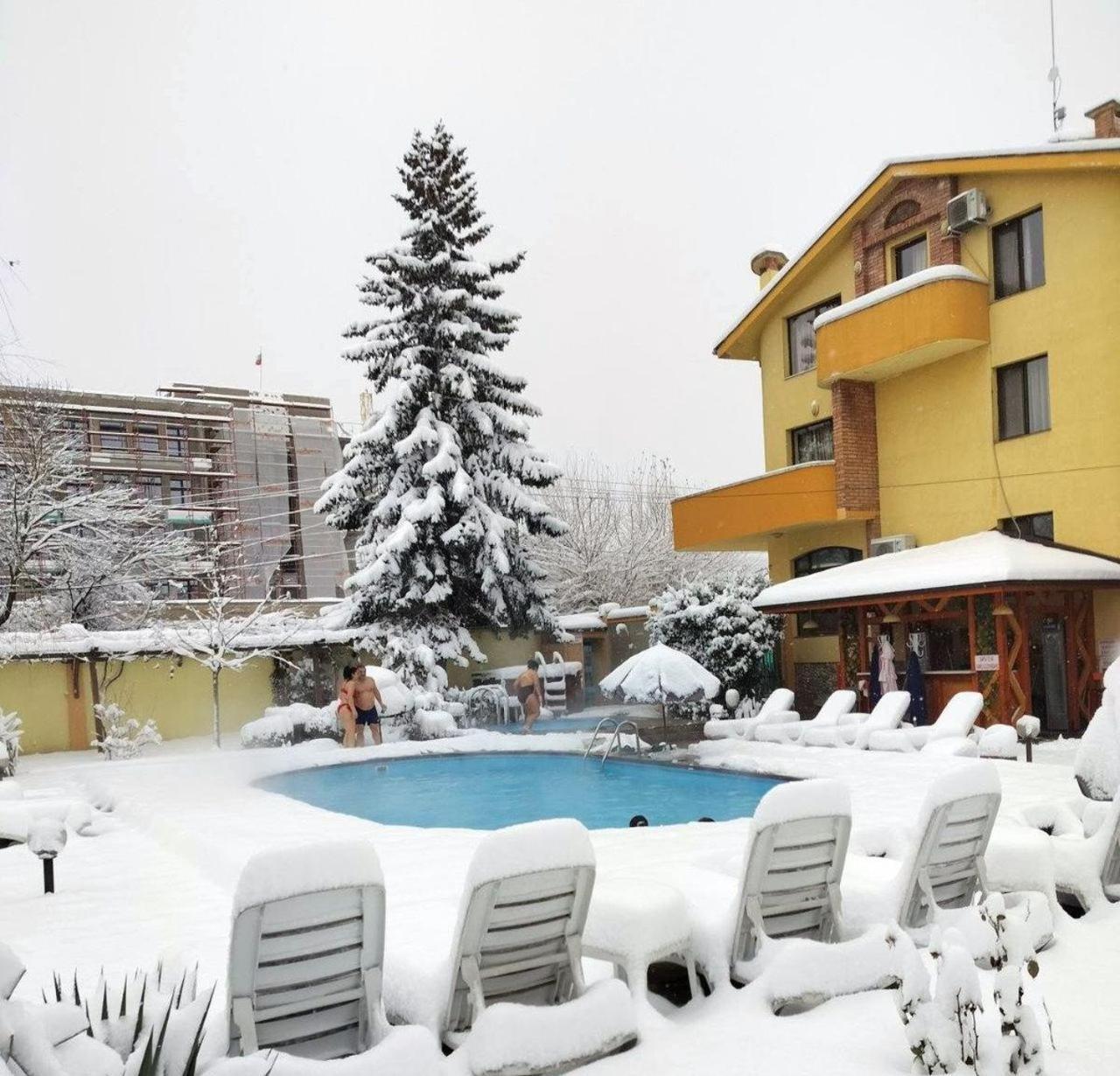 Family Hotel IV Velingrad Exterior photo