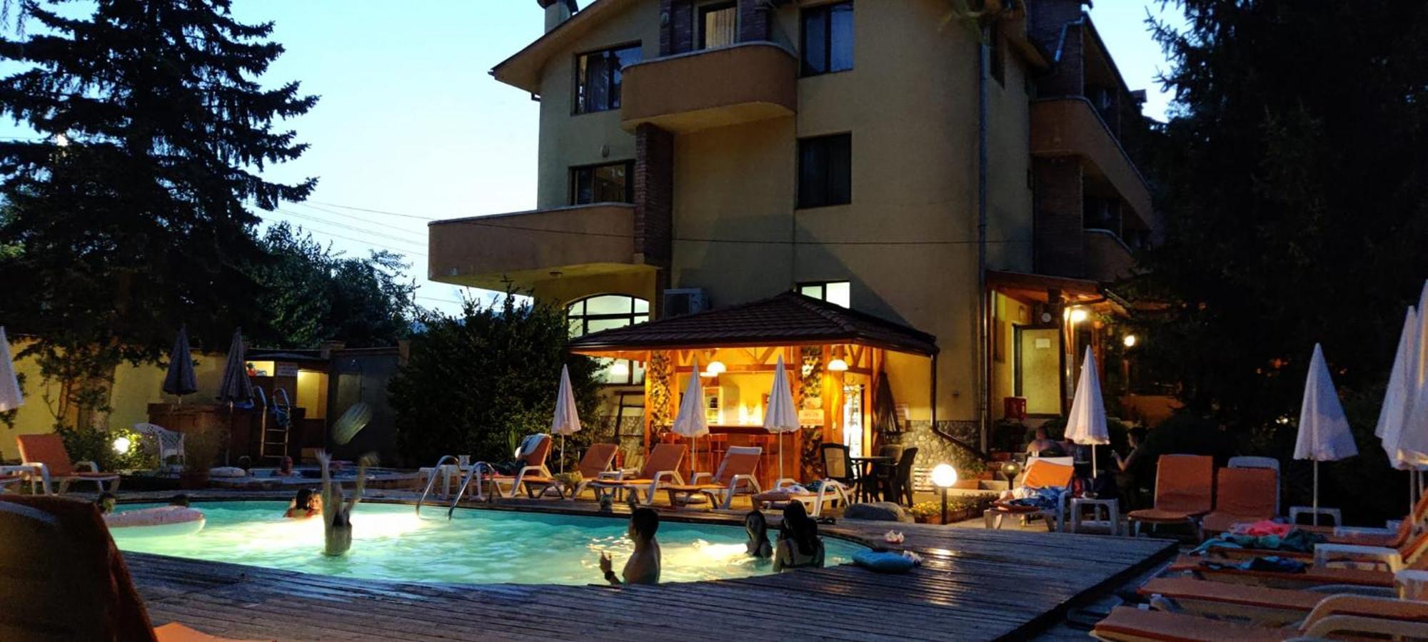 Family Hotel IV Velingrad Exterior photo